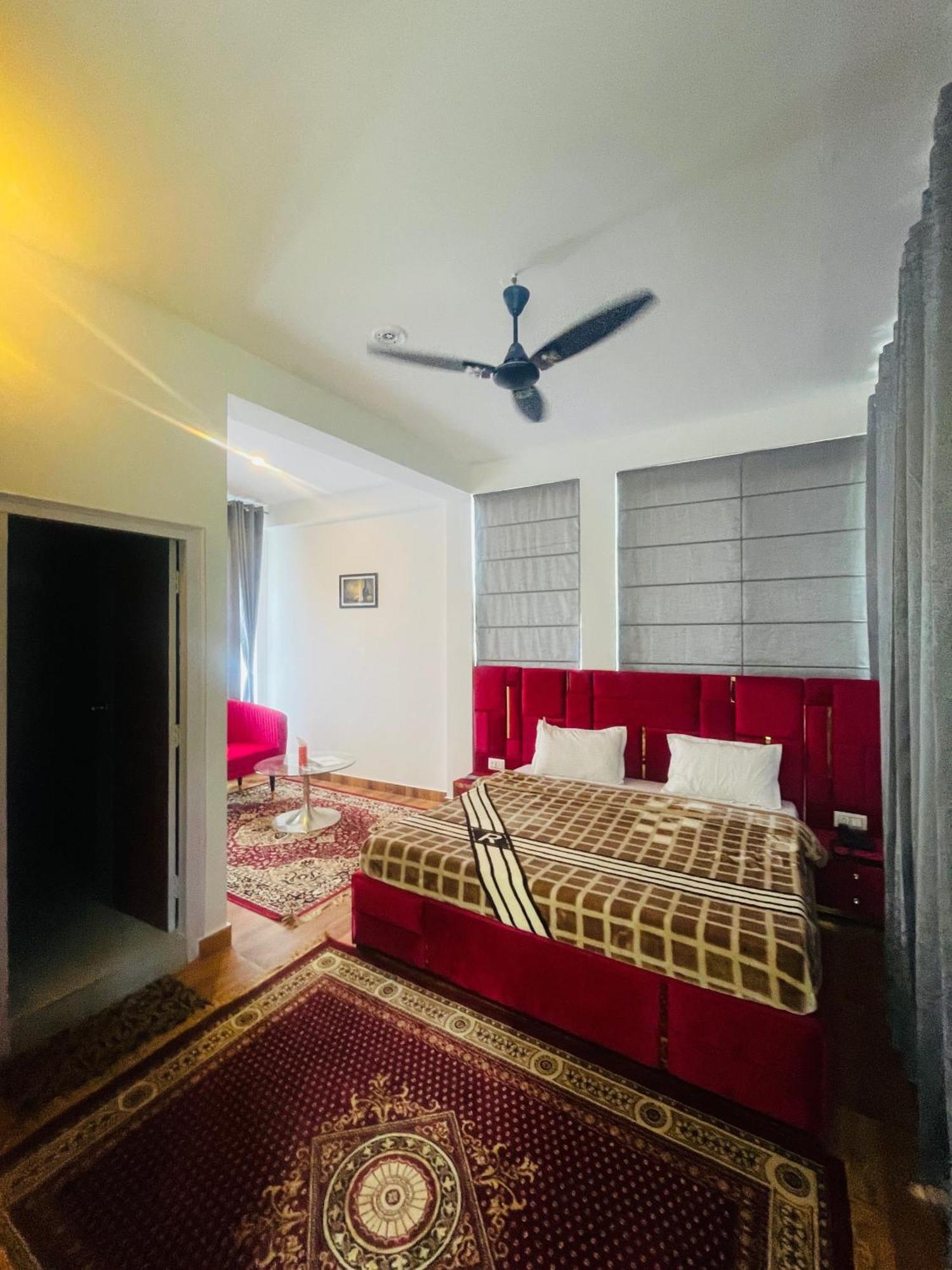 Collection O The Maan Resort Rāmgarh Exteriér fotografie